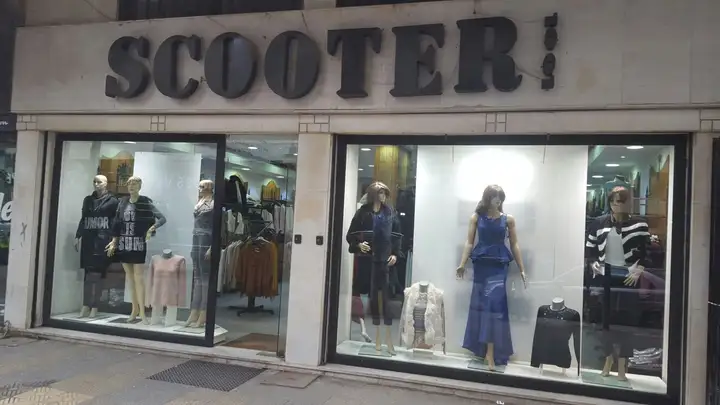 Scooter – photo 1 of 1