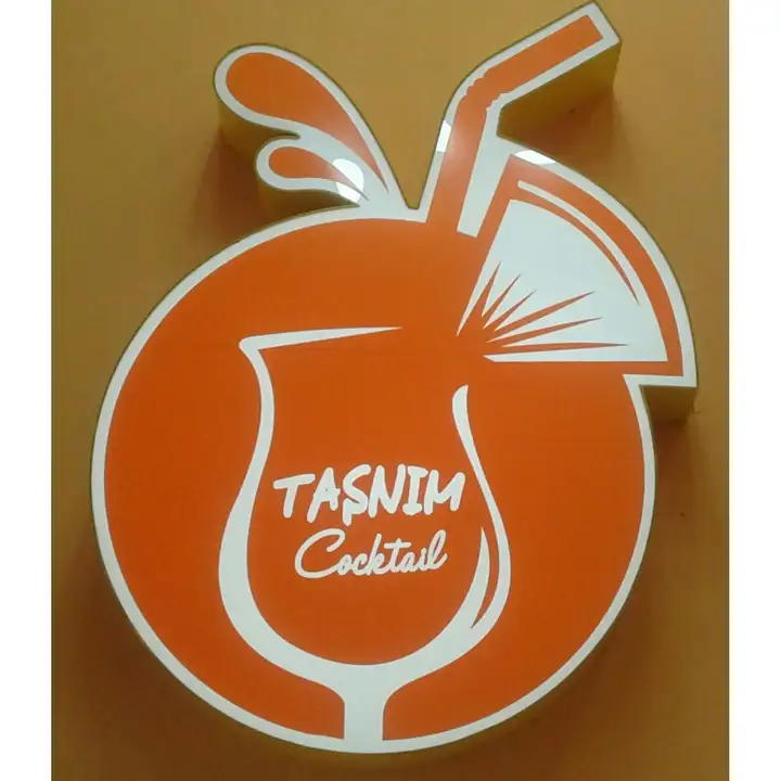 Tasnim Cocktail – photo 1 of 2